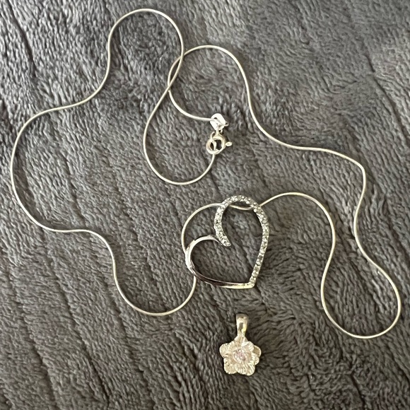 2 for 1 Genuine Diamond Floating Heart and Pink CZ Crystal Flower Necklace Set - Picture 1 of 9